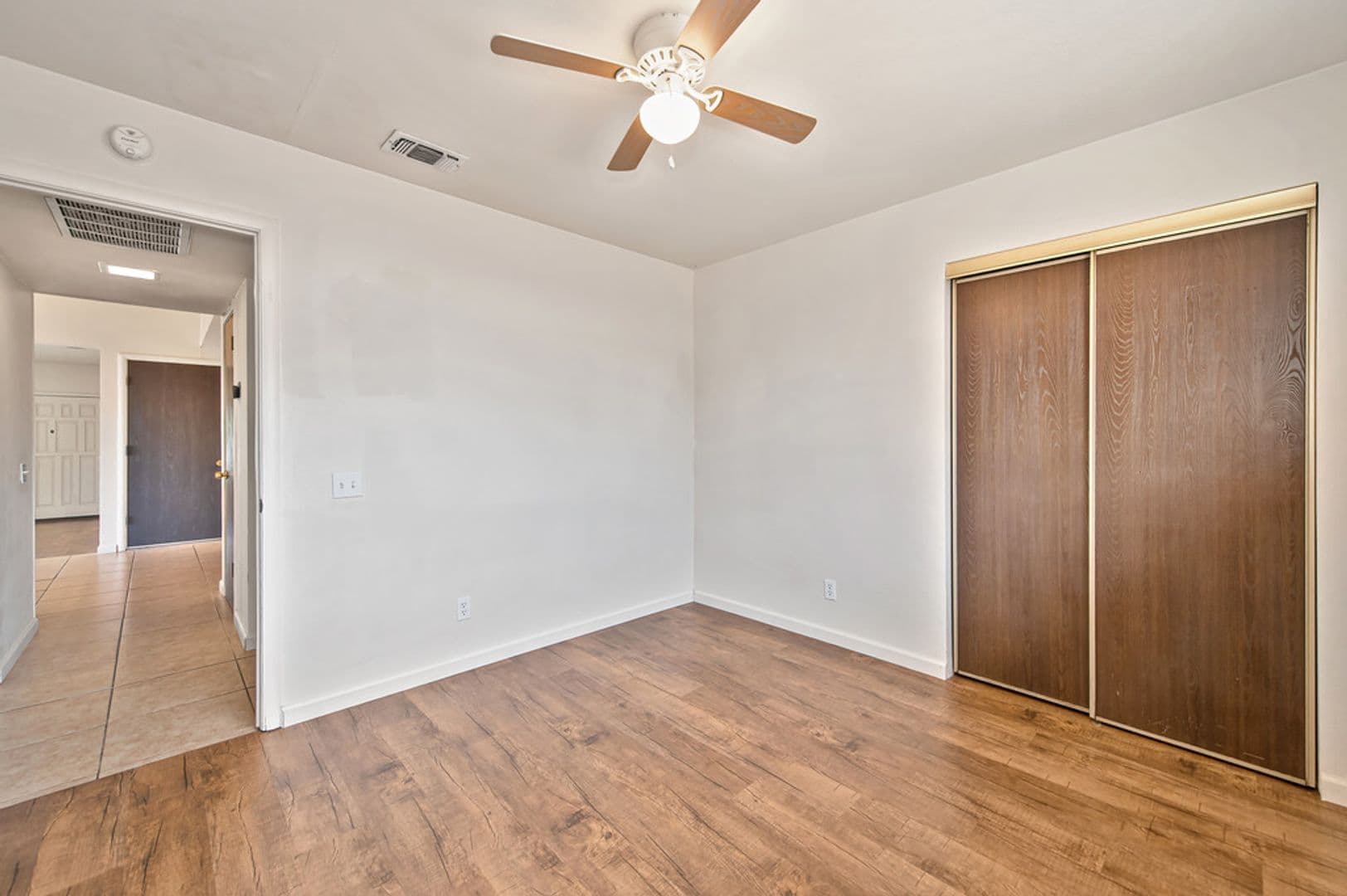 Orangevale Apartment: 9685-9687 Lake Natoma Drive