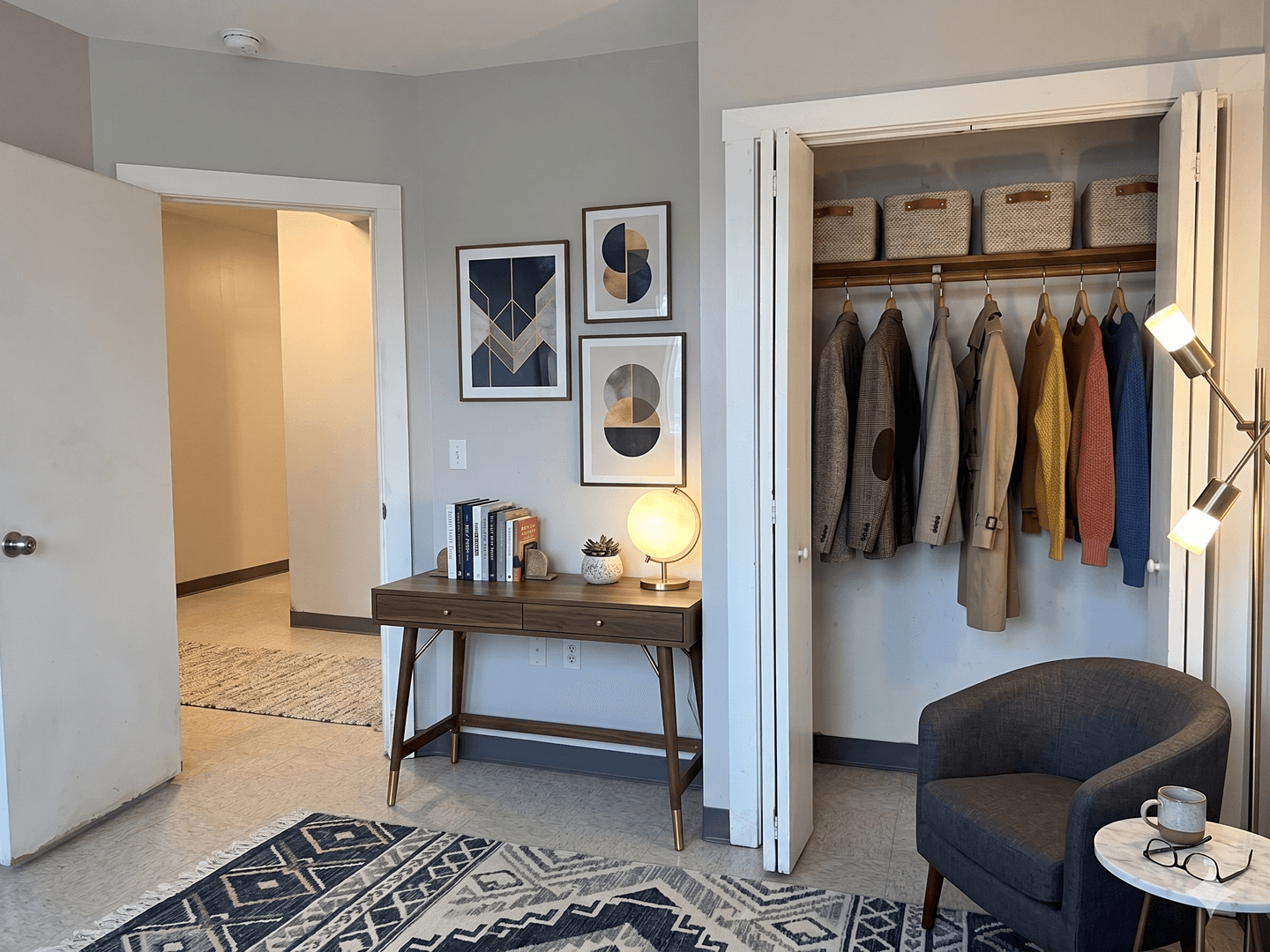 Hartford Apartment: 195 Affleck St
