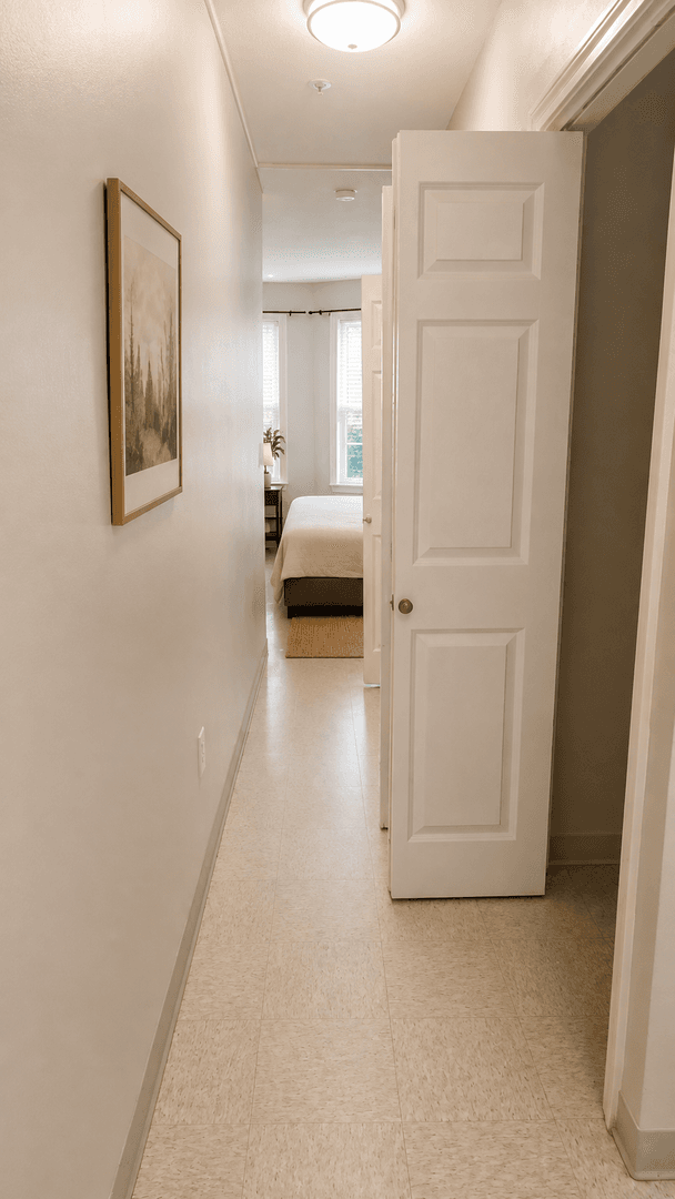 Hartford Apartment: 865 Broad St