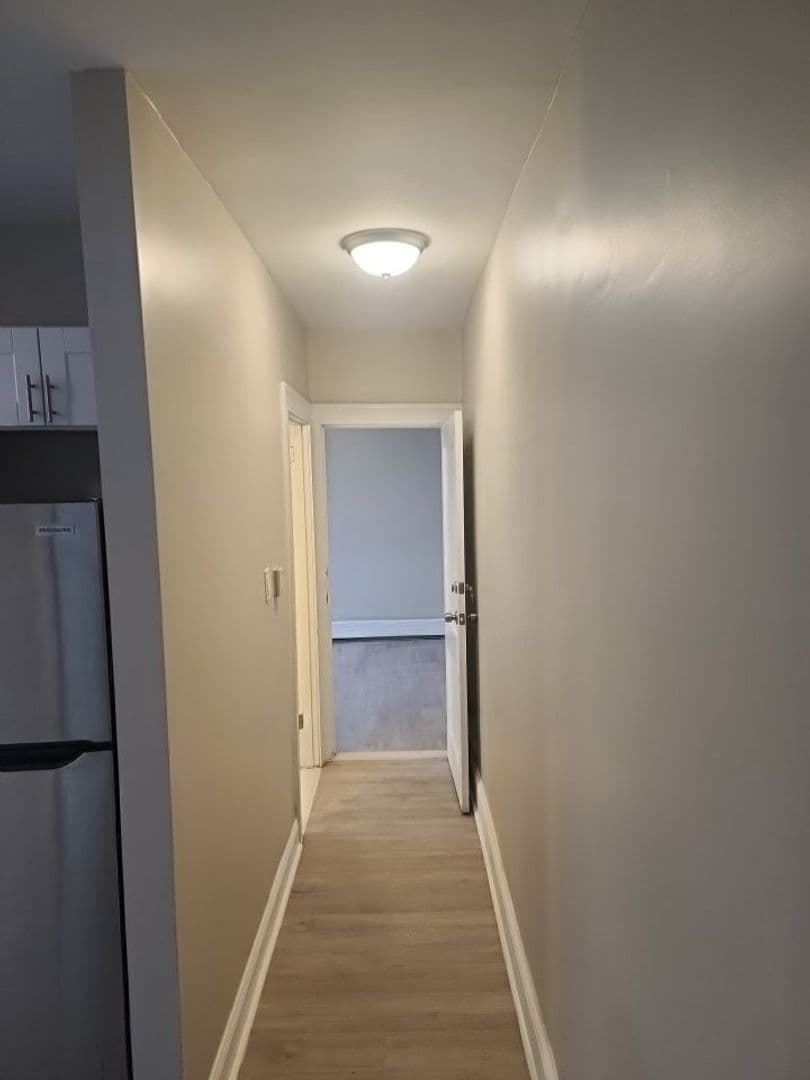 Hartford Apartment: 222-224 Maple Avenue