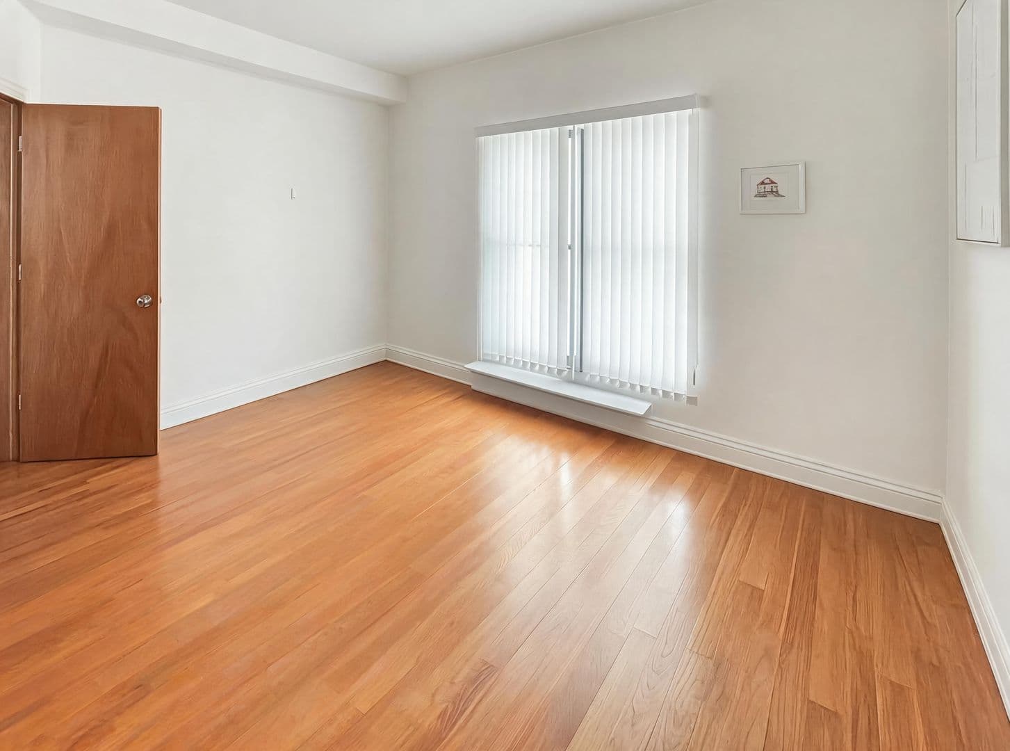 Chicago Apartment: 1657 W. Wrightwood Ave