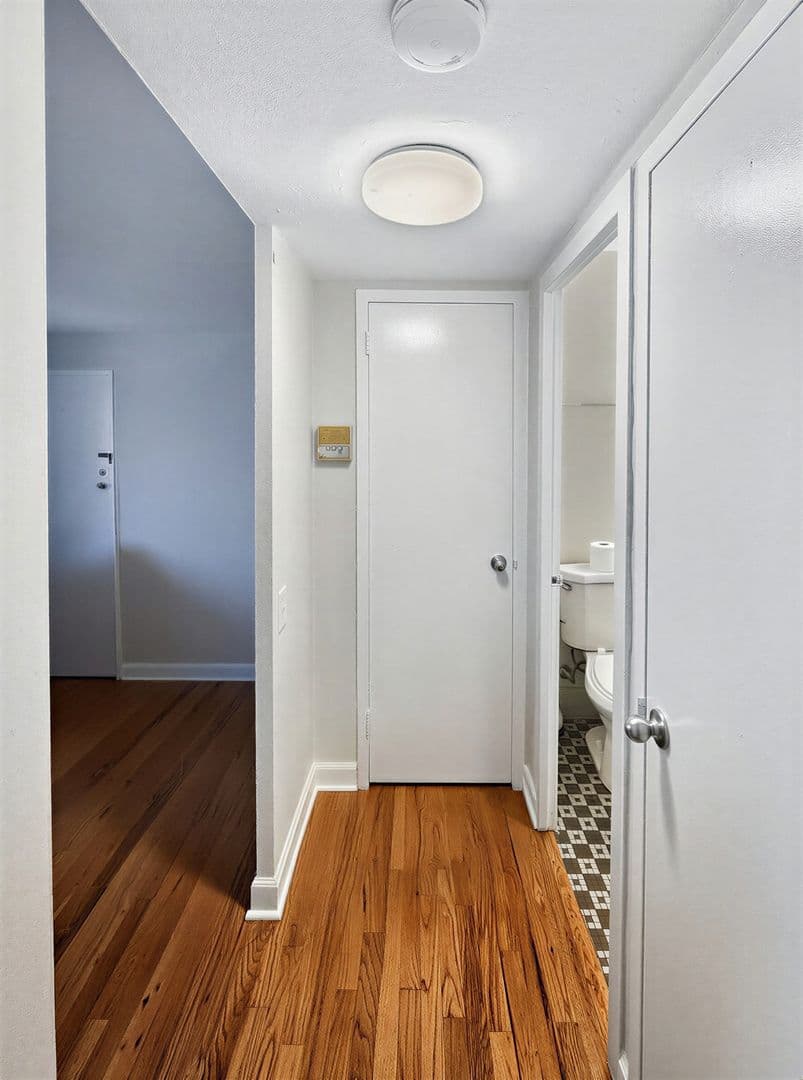 Chicago Apartment: 2104-24 W. Foster Ave