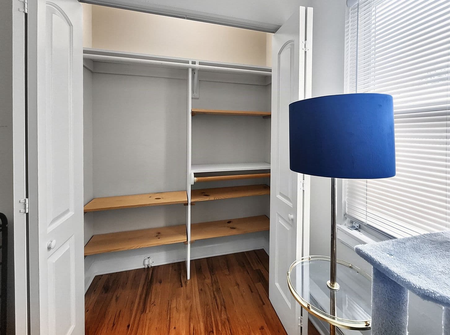 Chicago Apartment: 2104-24 W. Foster Ave