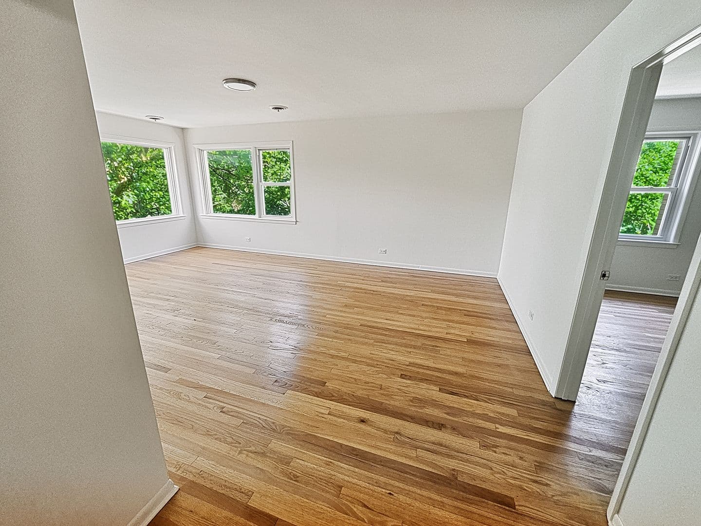 Evanston Apartment: 1100 Church St.