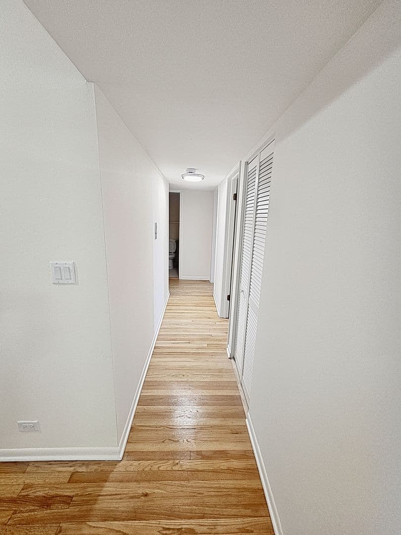 Evanston Apartment: 1100 Church St.
