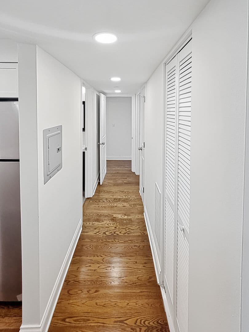 Evanston Apartment: 1100 Church St.