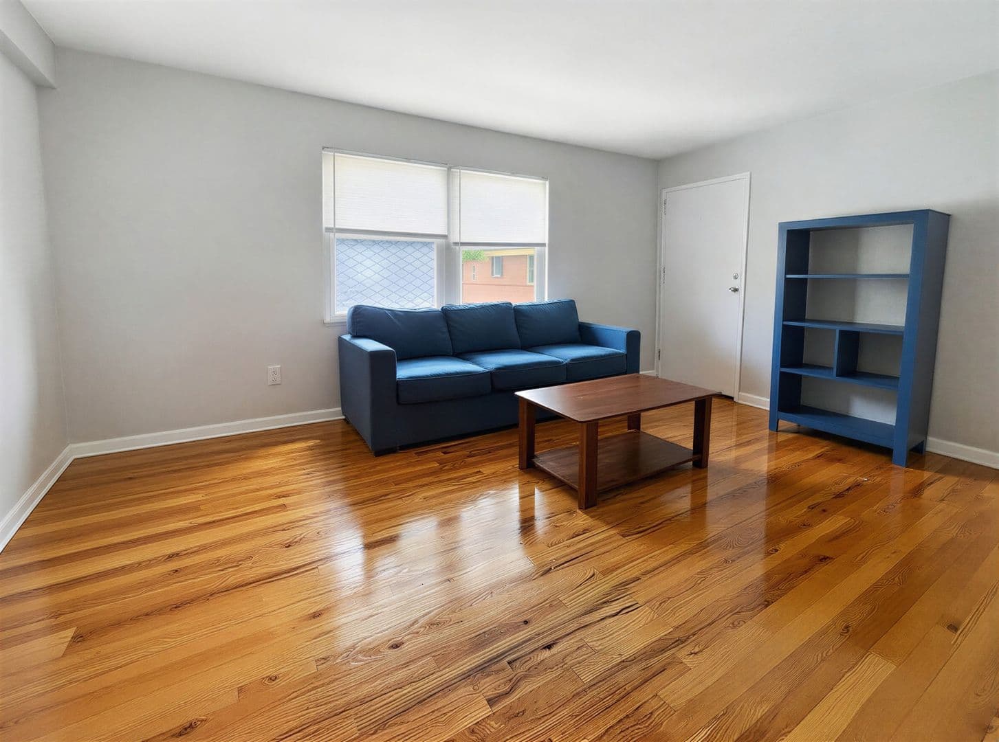 Chicago Apartment: 2104-24 W. Foster Ave