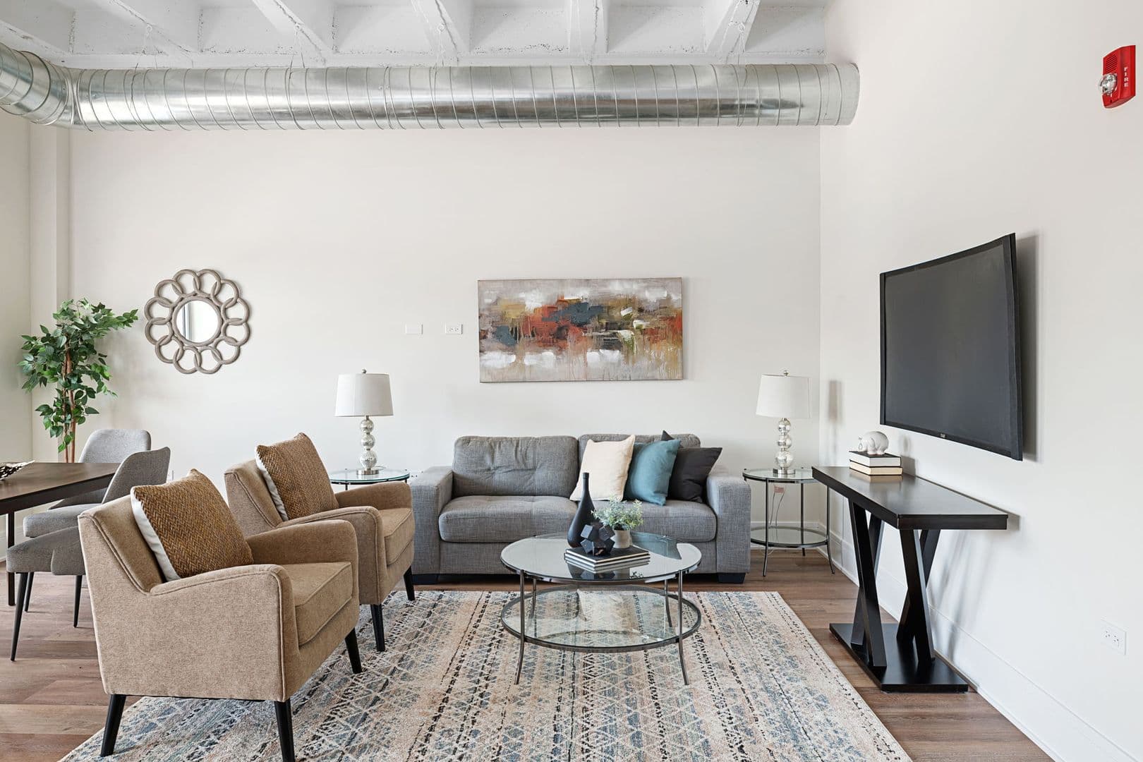 Chicago Apartment: 1610 North Normandy Avenue