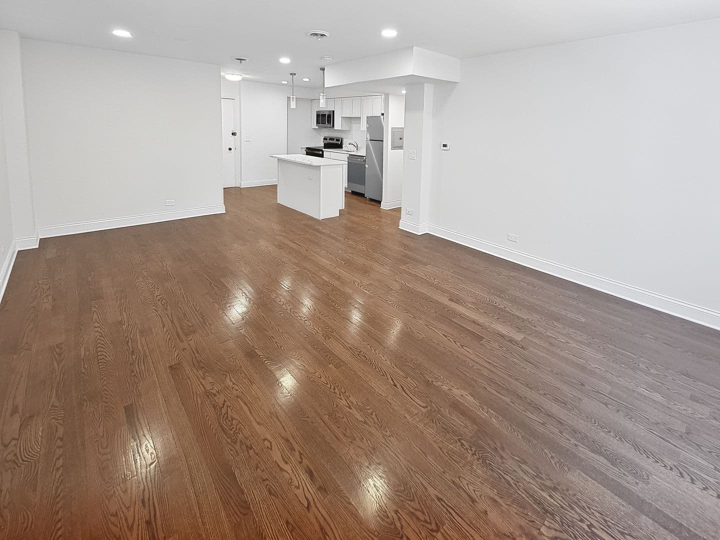 Evanston Apartment: 1100 Church St.