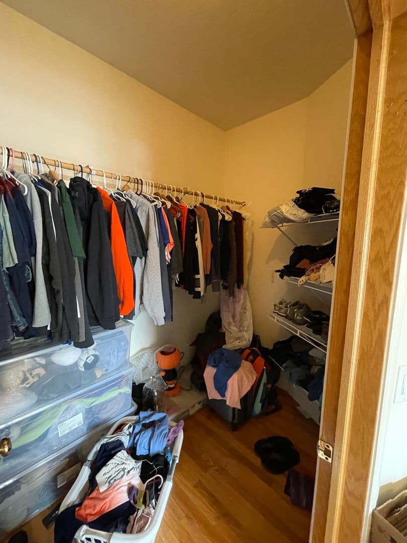 Chicago Apartment: 1657 W. Wrightwood Ave
