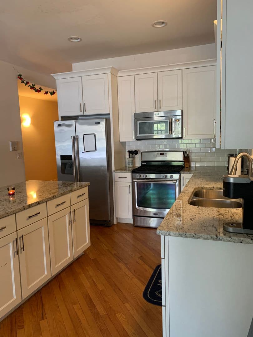 Chicago Apartment: 1657 W. Wrightwood Ave