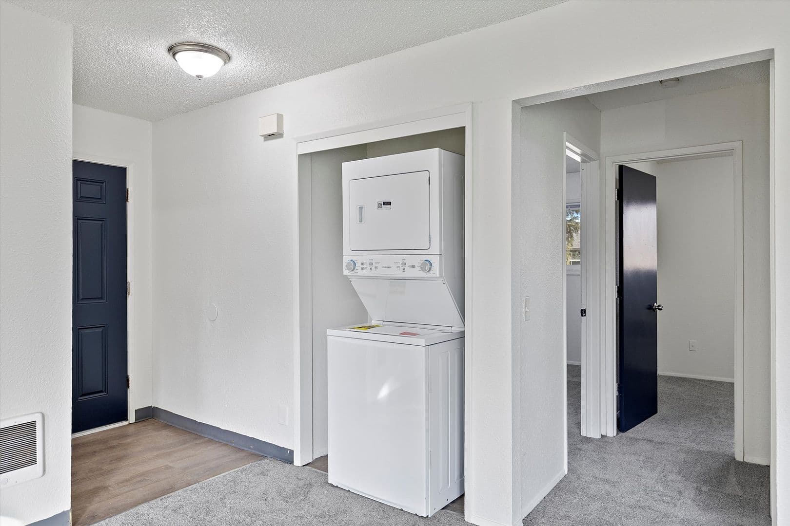 Portland Apartment: 15851-15881 E. Burnside St.