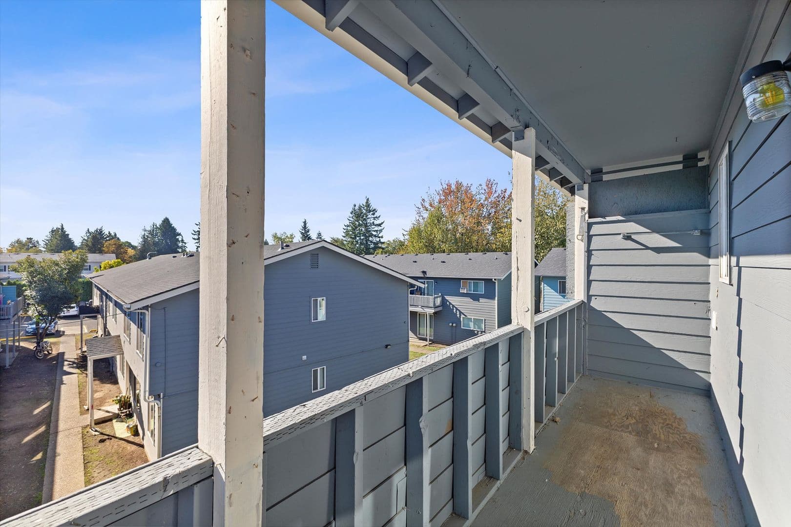 Portland Apartment: 635-741 SE 182nd