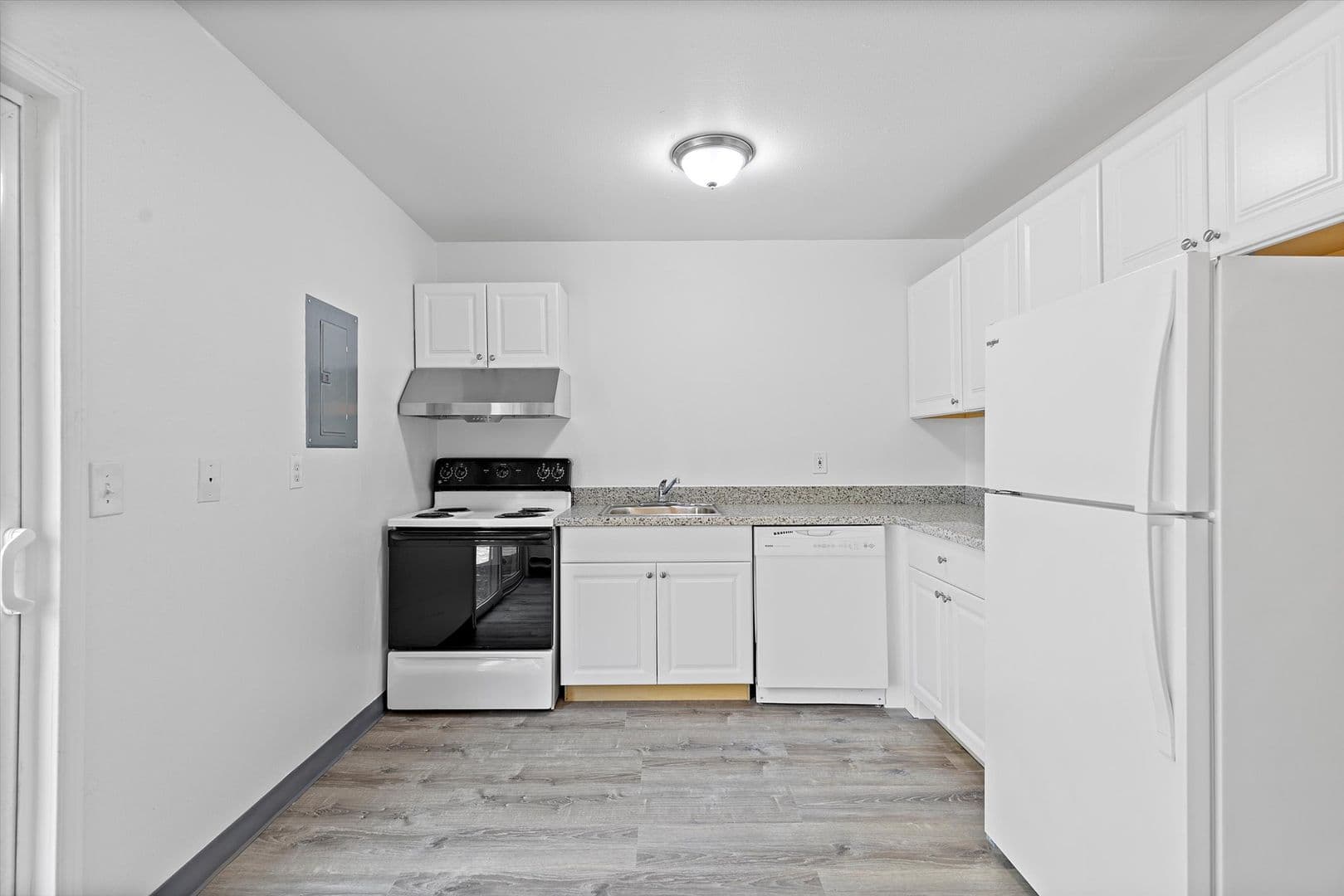 Portland Apartment: 13116 SE Powell Boulevard
