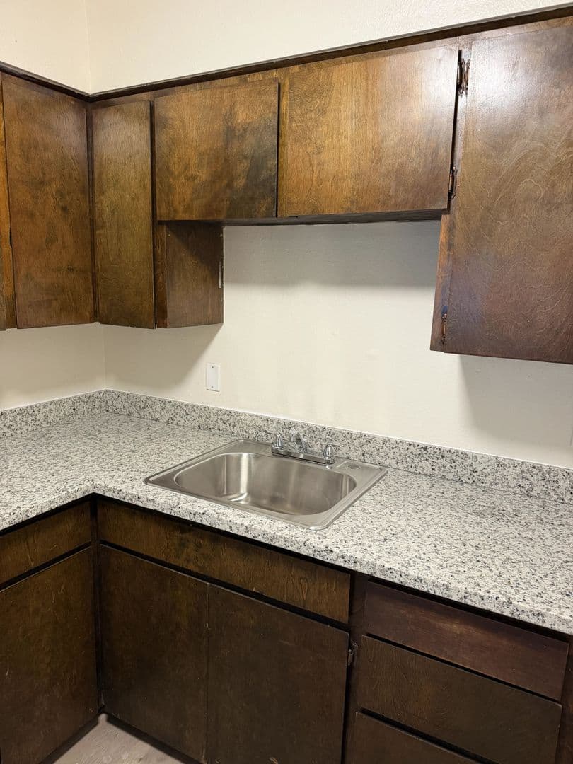 Portland Apartment: 16300 & 16400 E. Burnside St.