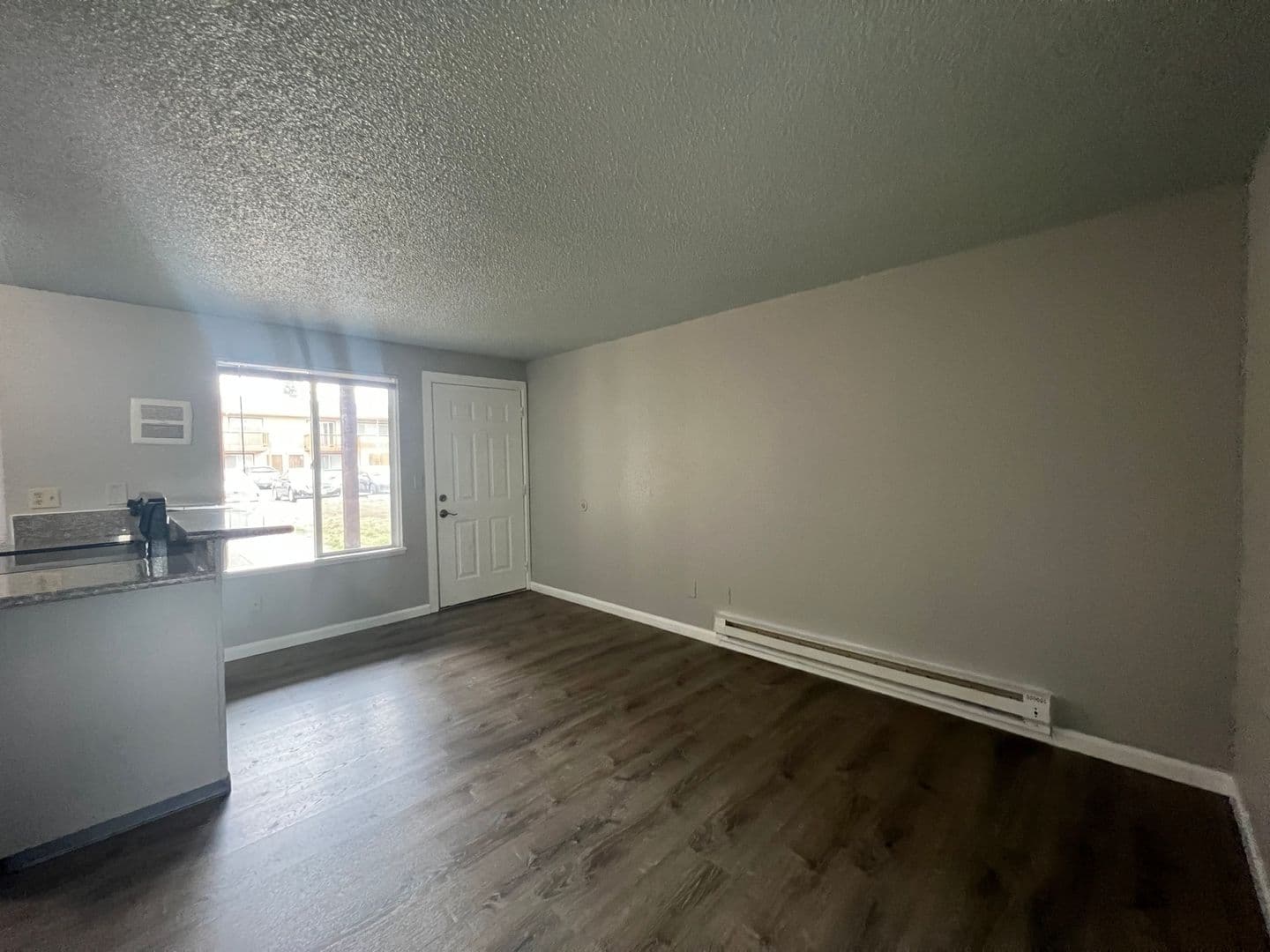 Portland Apartment: 16000 SE Alder St.