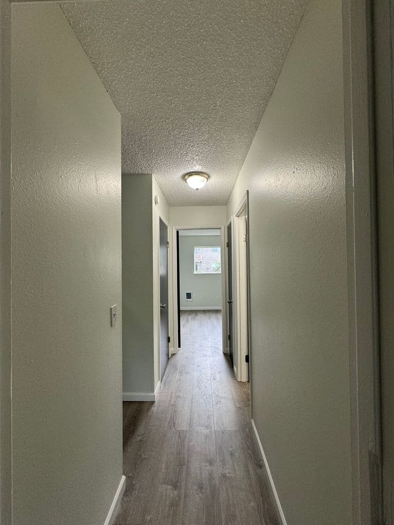 Portland Apartment: 635-741 SE 182nd