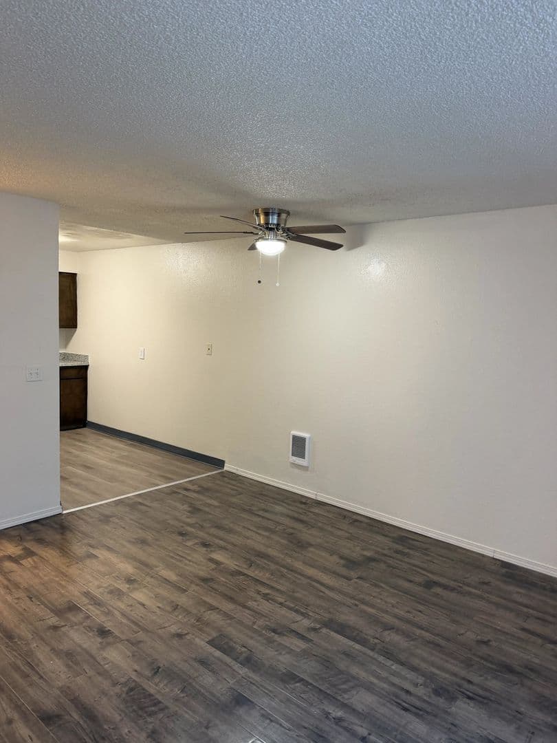 Portland Apartment: 16300 & 16400 E. Burnside St.