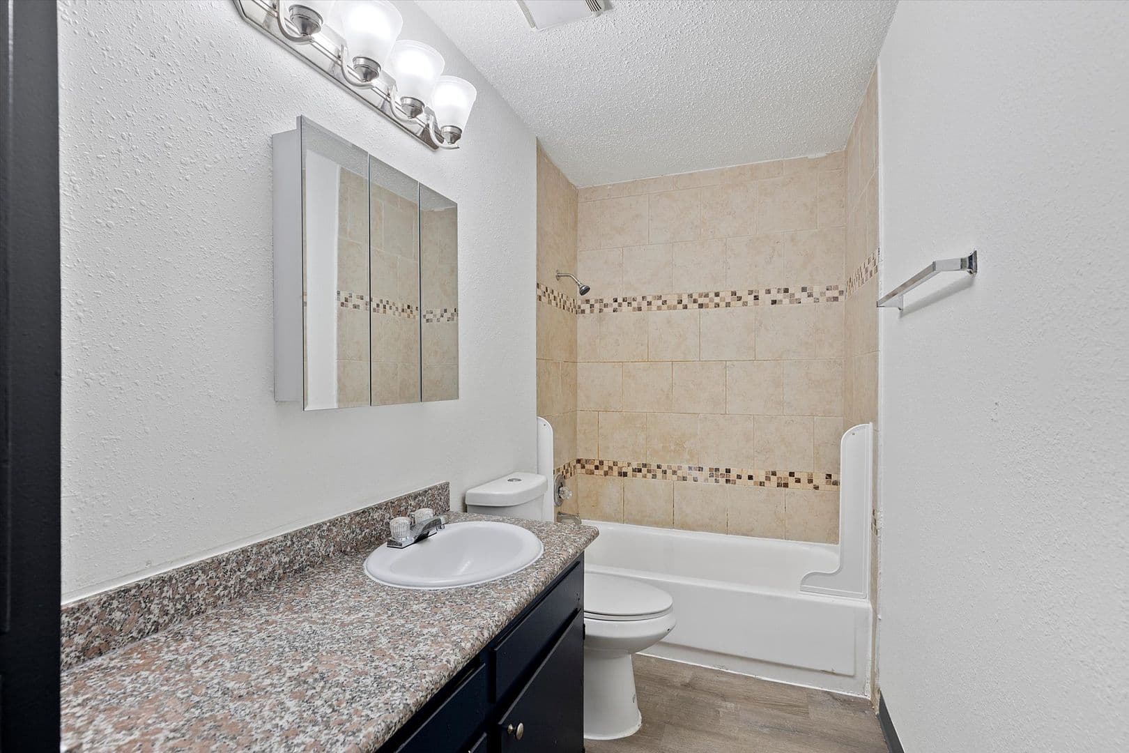 Portland Apartment: 15851-15881 E. Burnside St.