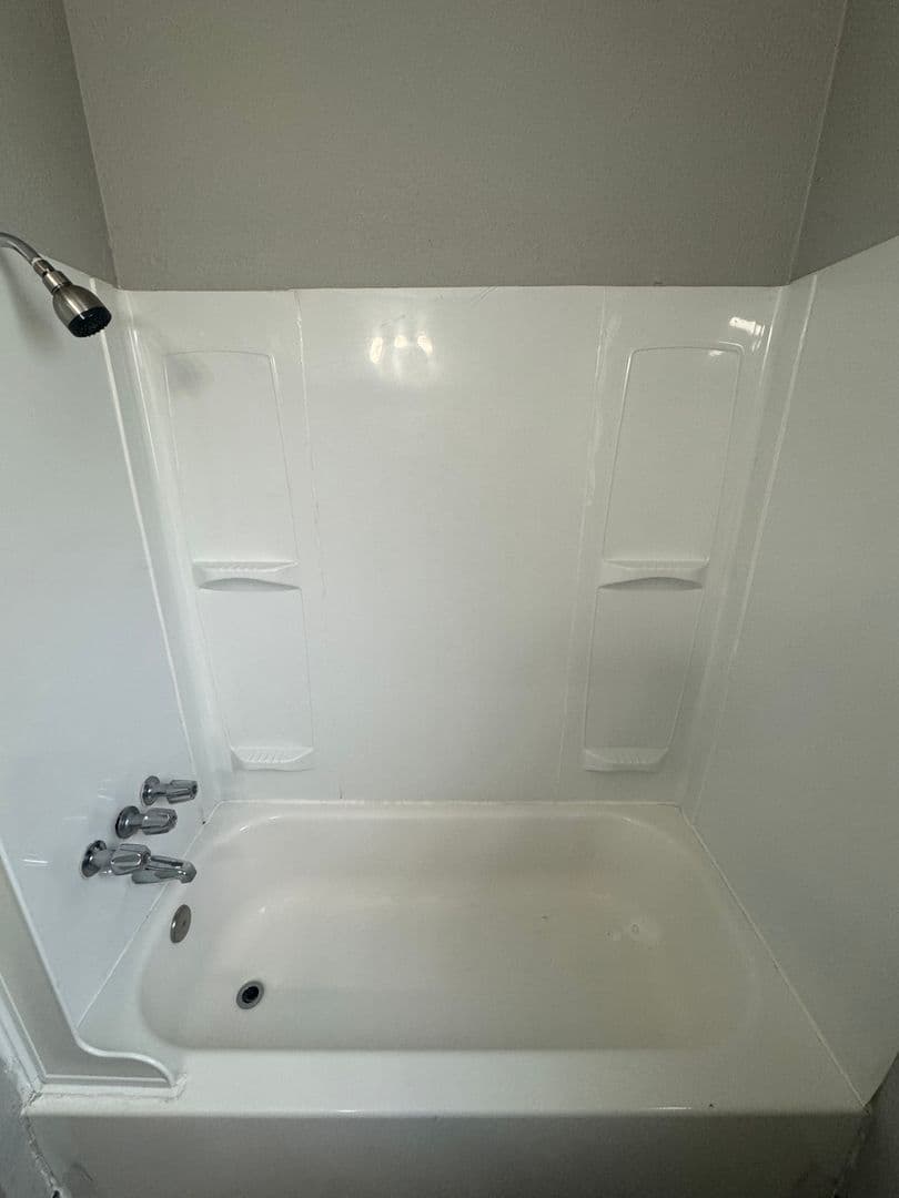 Portland Apartment: 16836 SE Stark St
