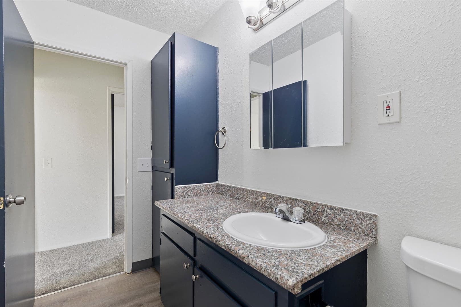 Portland Apartment: 15851-15881 E. Burnside St.