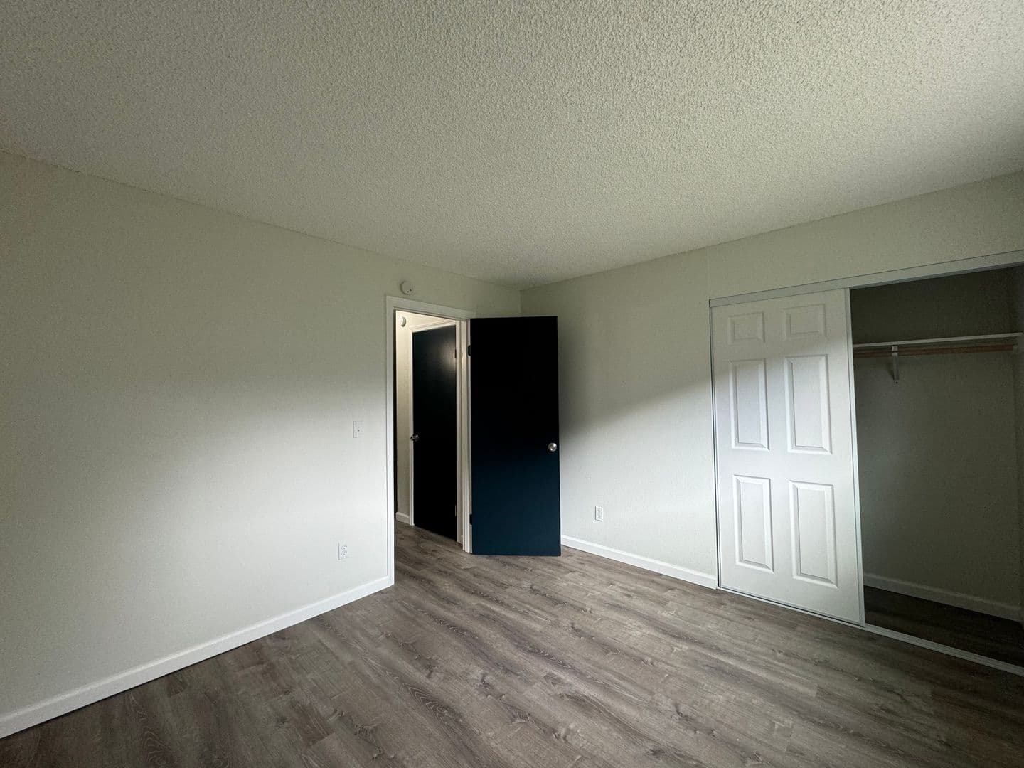 Portland Apartment: 635-741 SE 182nd