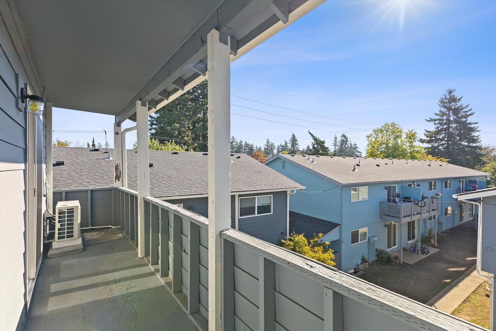 Portland Apartment: 635-741 SE 182nd