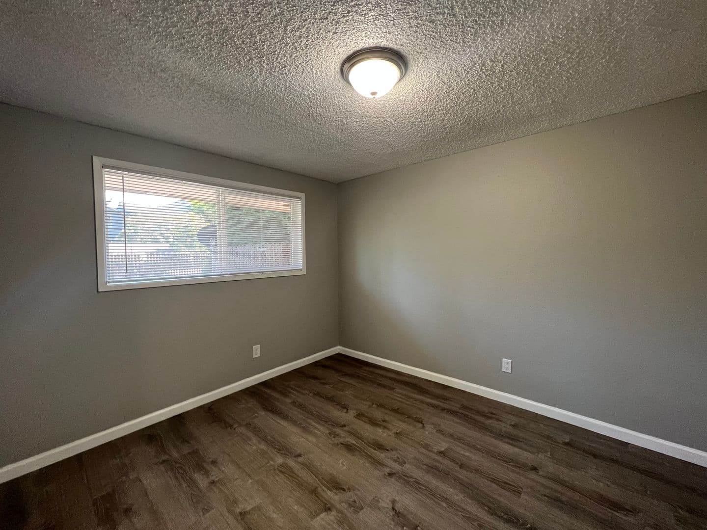 Portland Apartment: 14808-14932 E Burnside St.