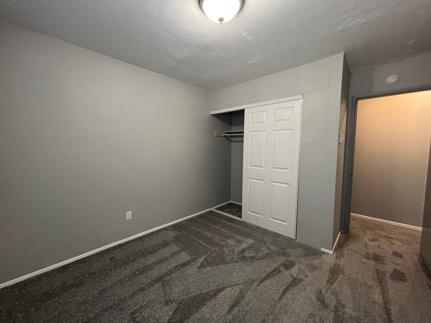 Portland Apartment: 10329 NE Prescott St.