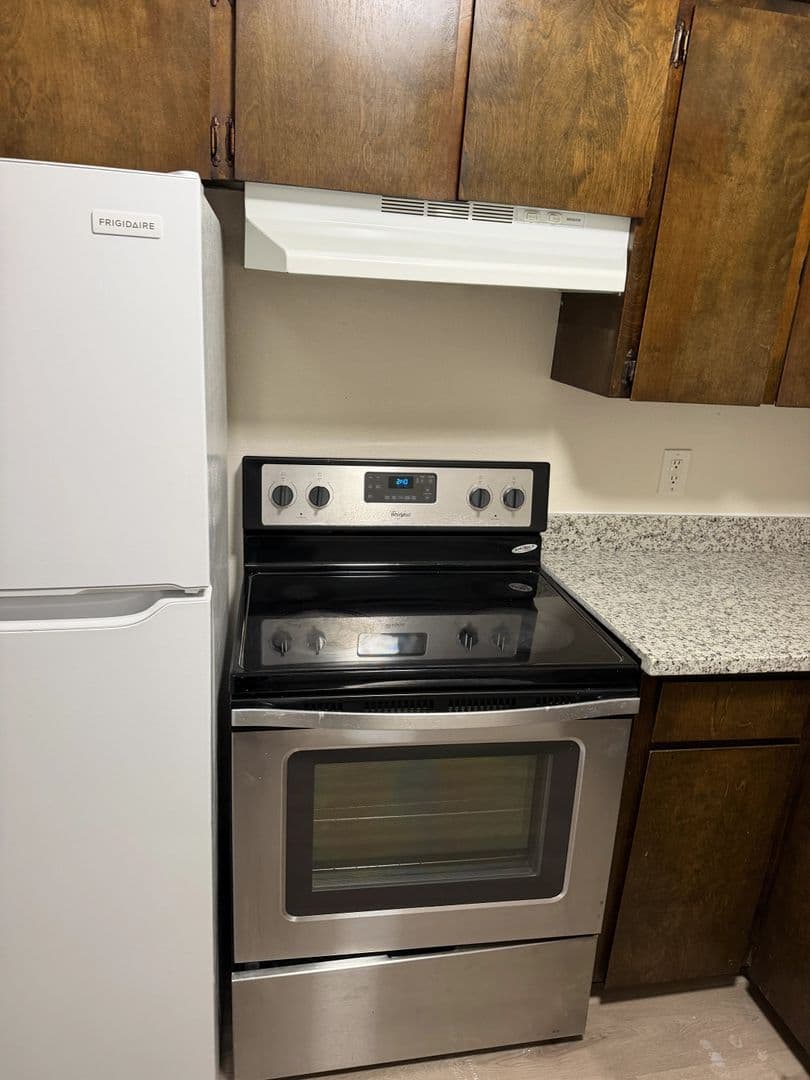 Portland Apartment: 16300 & 16400 E. Burnside St.