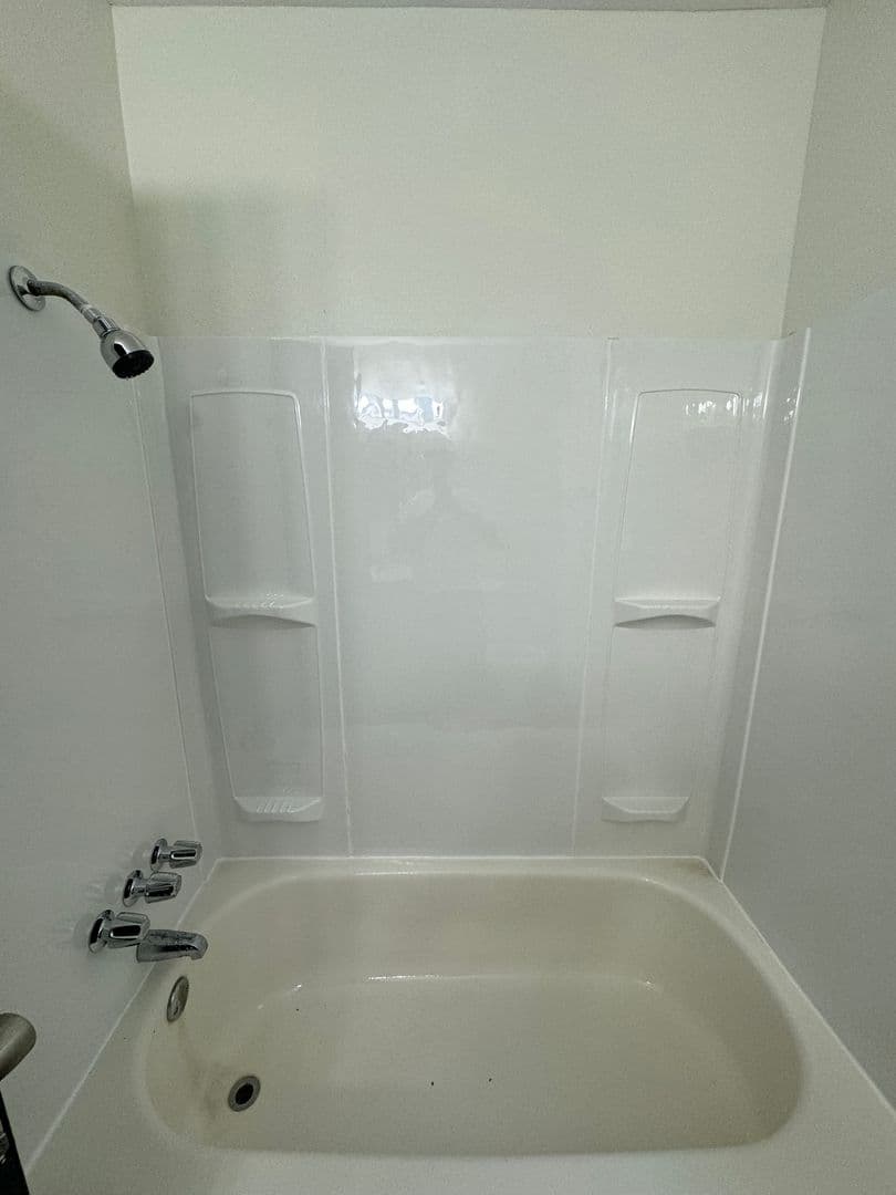 Portland Apartment: 635-741 SE 182nd