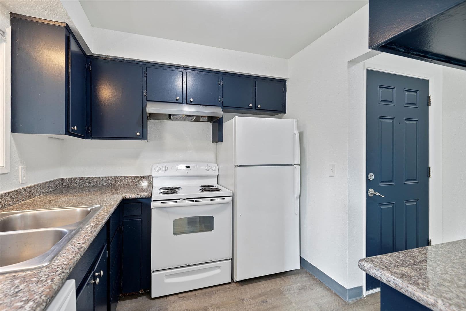 Portland Apartment: 15851-15881 E. Burnside St.