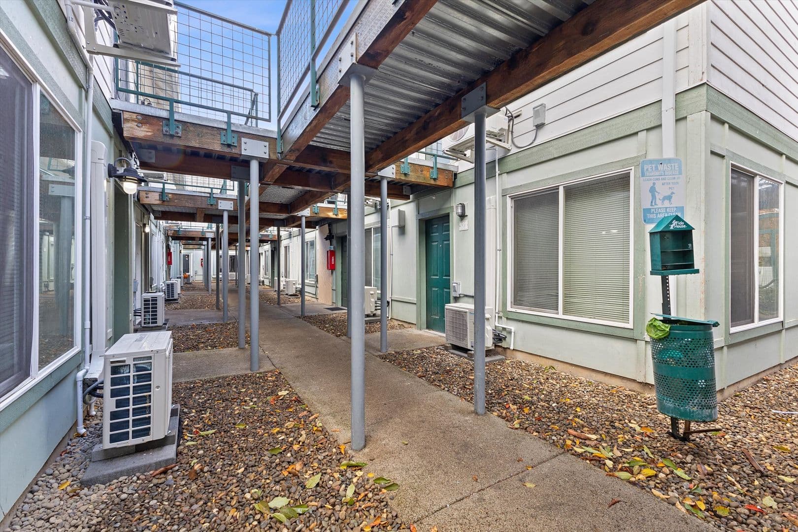 Portland Apartment: 12026 SE Ash St