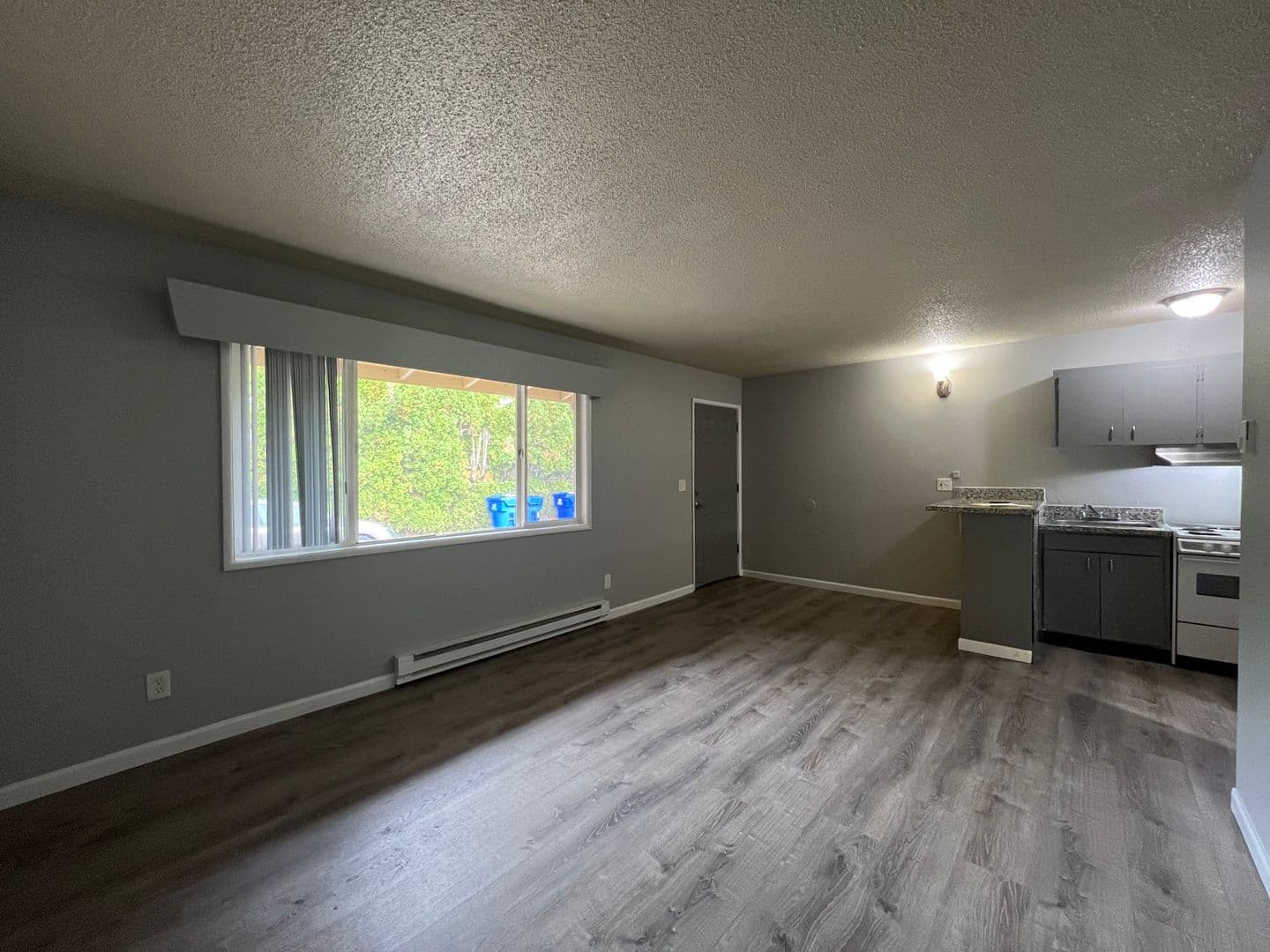 Portland Apartment: 746 SE 187th ave