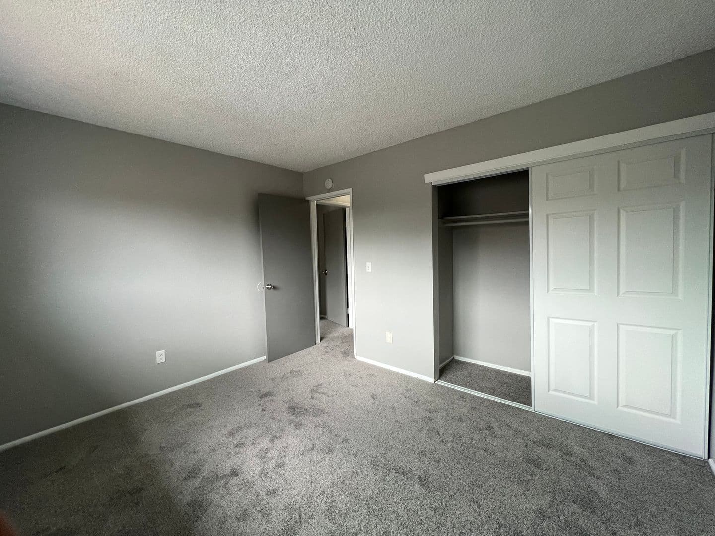 Portland Apartment: 635-741 SE 182nd