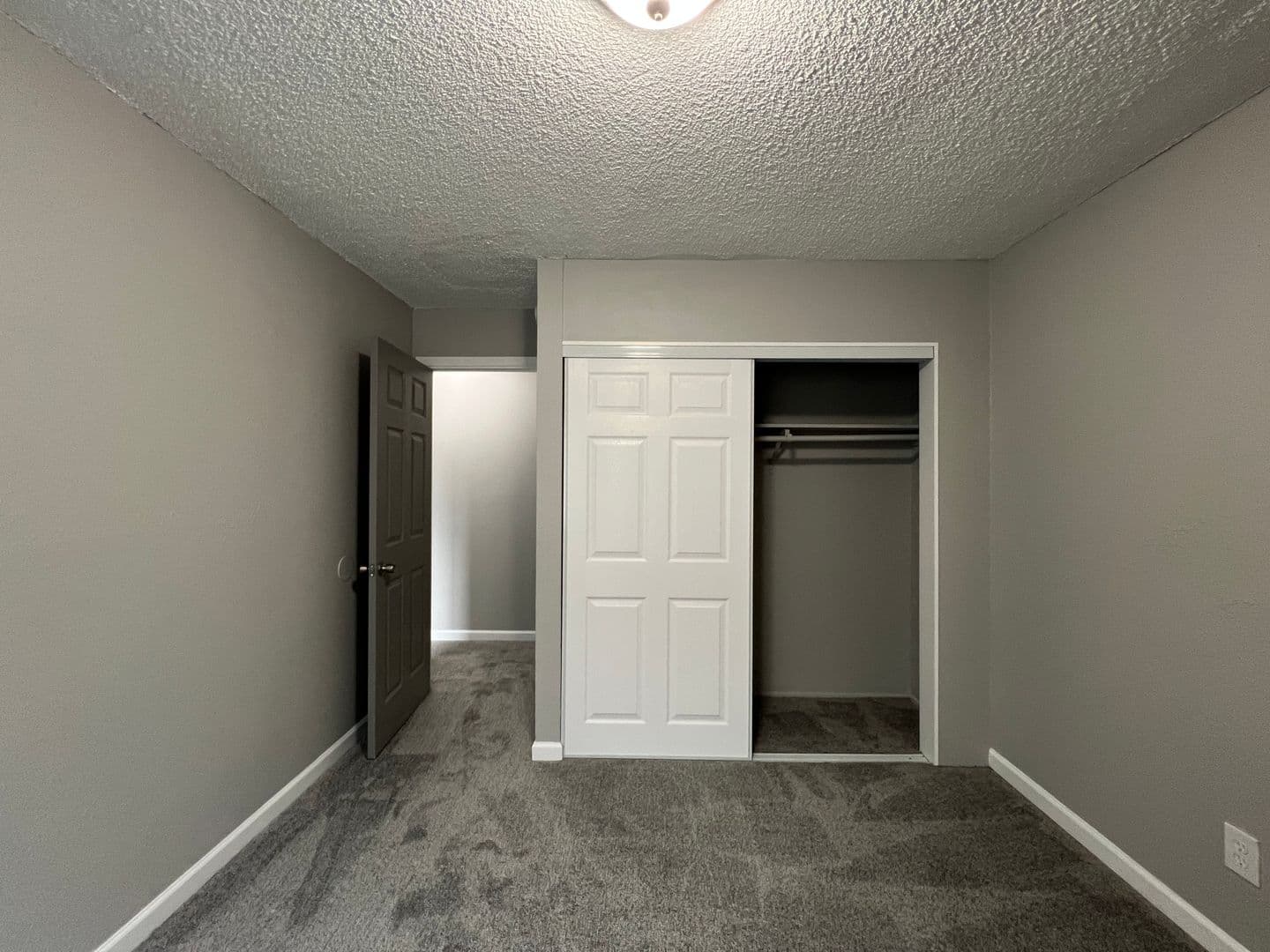 Portland Apartment: 10329 NE Prescott St.