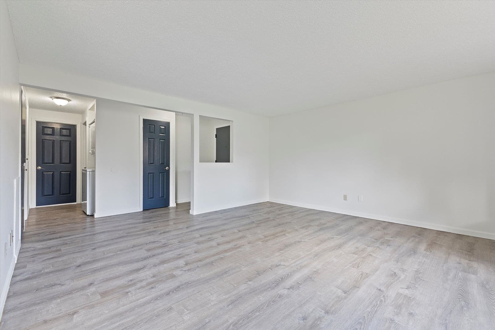 Portland Apartment: 10325 NE Hancock St.