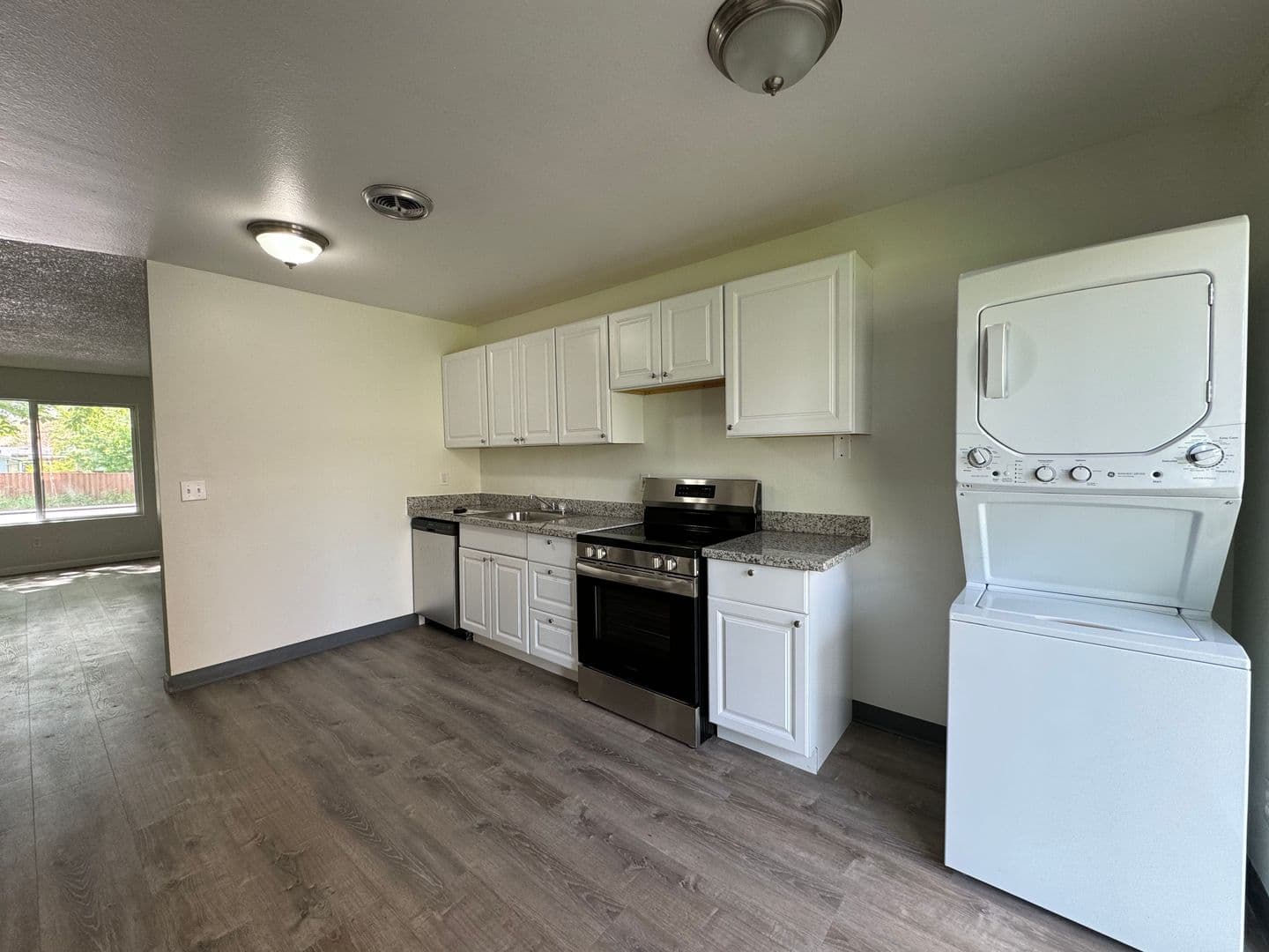 Portland Apartment: 635-741 SE 182nd