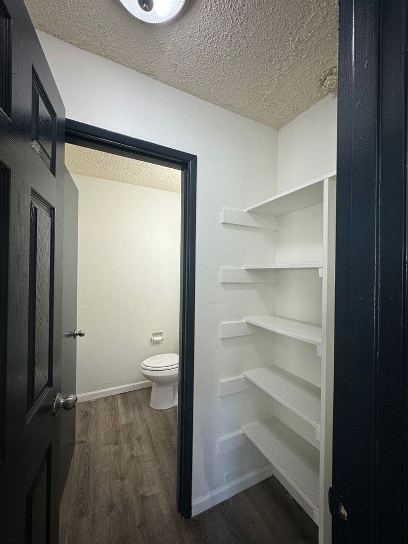 Portland Apartment: 10329 NE Prescott St.