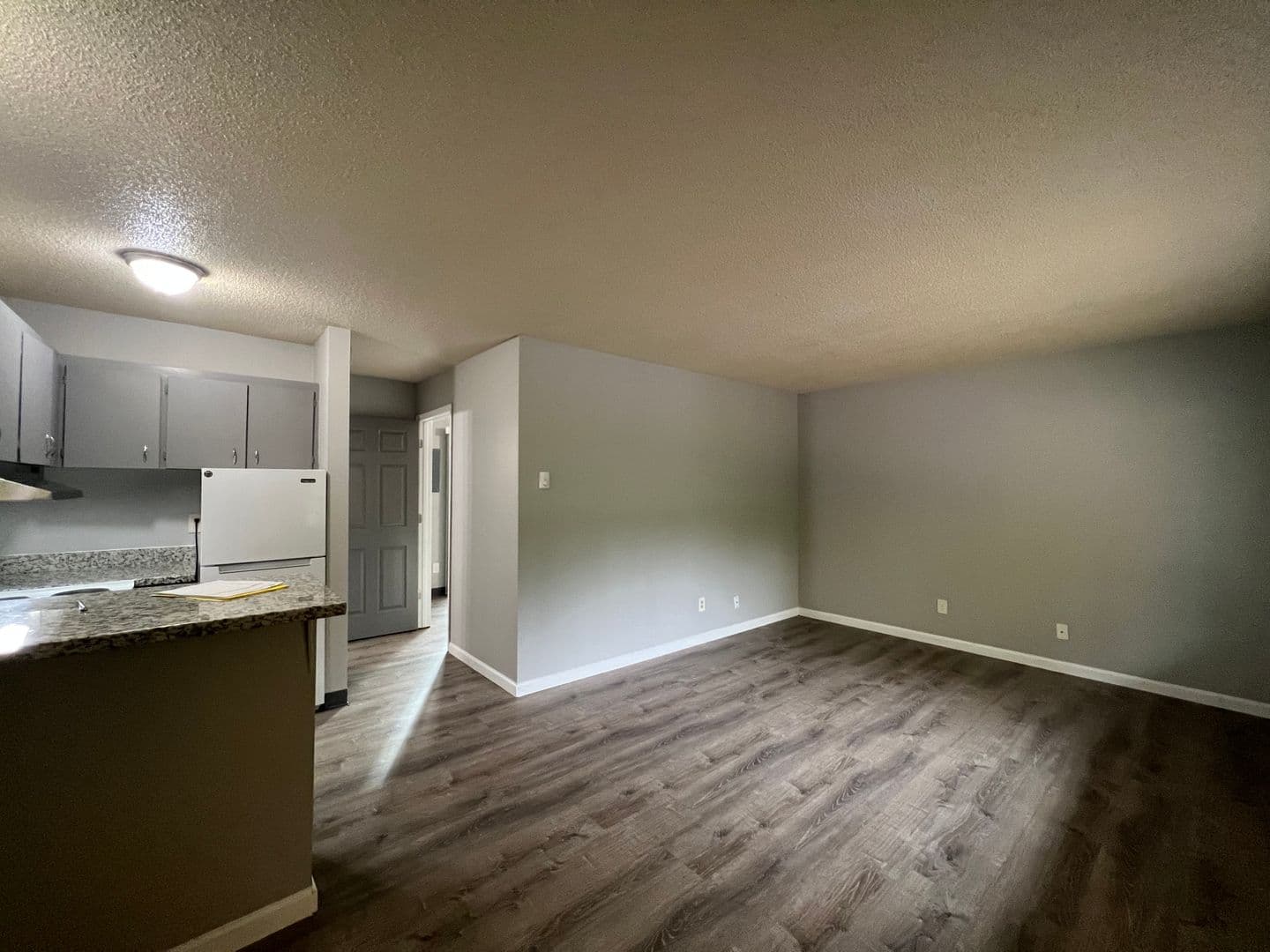 Portland Apartment: 746 SE 187th ave