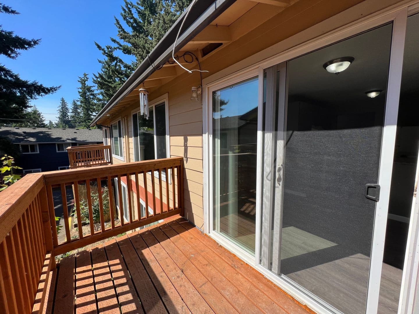 Portland Apartment: 621 NE 162nd