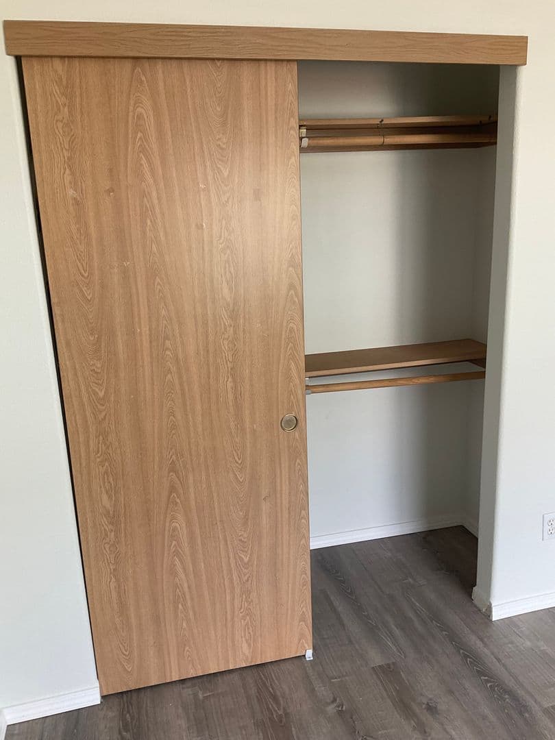 Portland Apartment: 110 & 114 SE 146th Ave.
