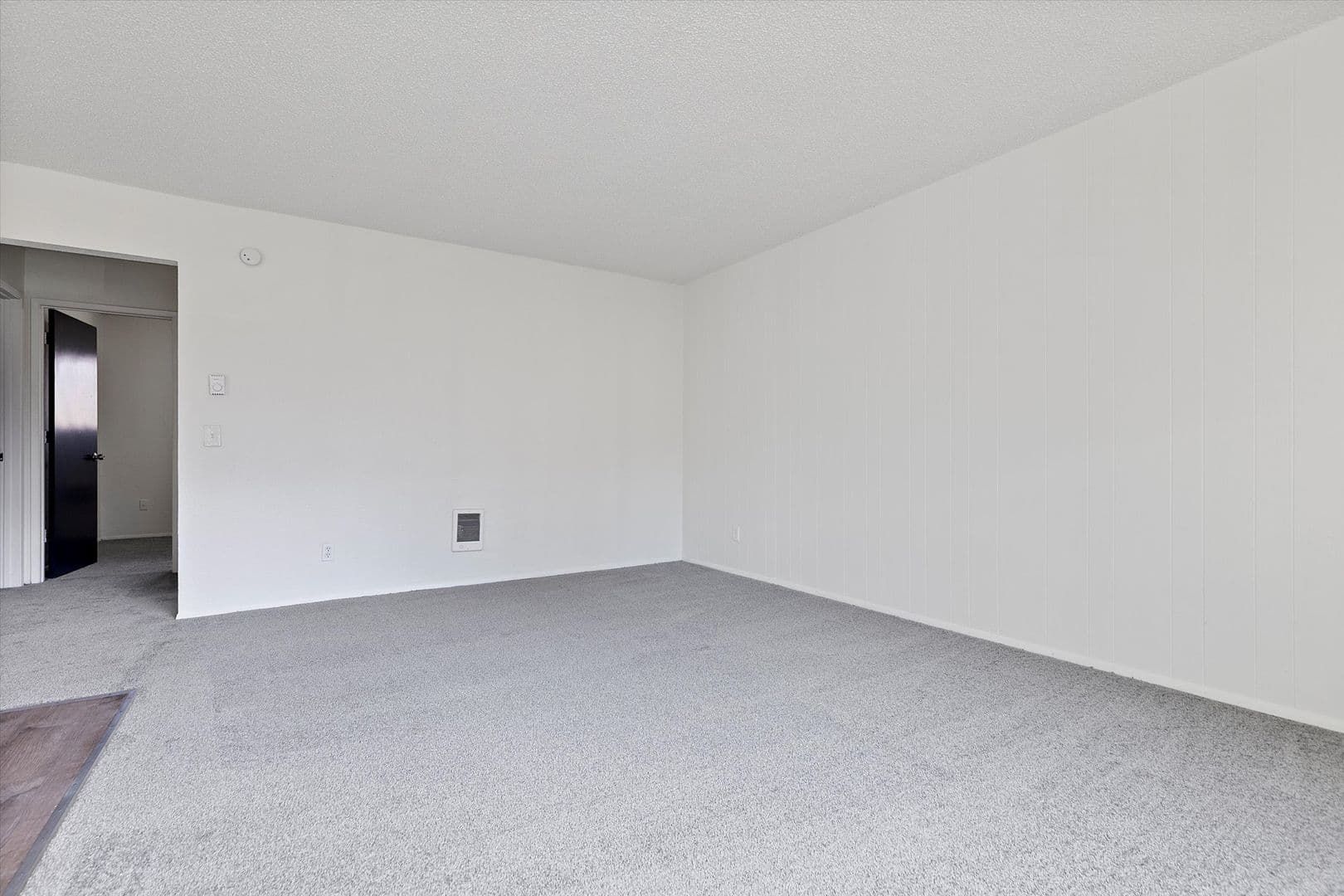 Portland Apartment: 15851-15881 E. Burnside St.