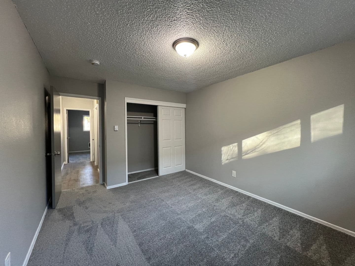 Portland Apartment: 166 NE 162nd