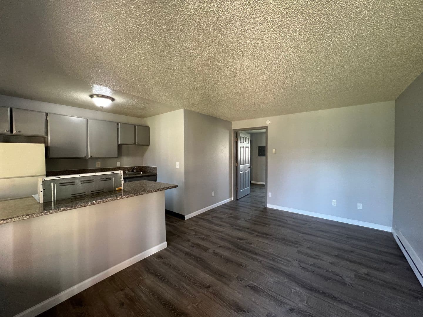Portland Apartment: 16000 SE Alder St.