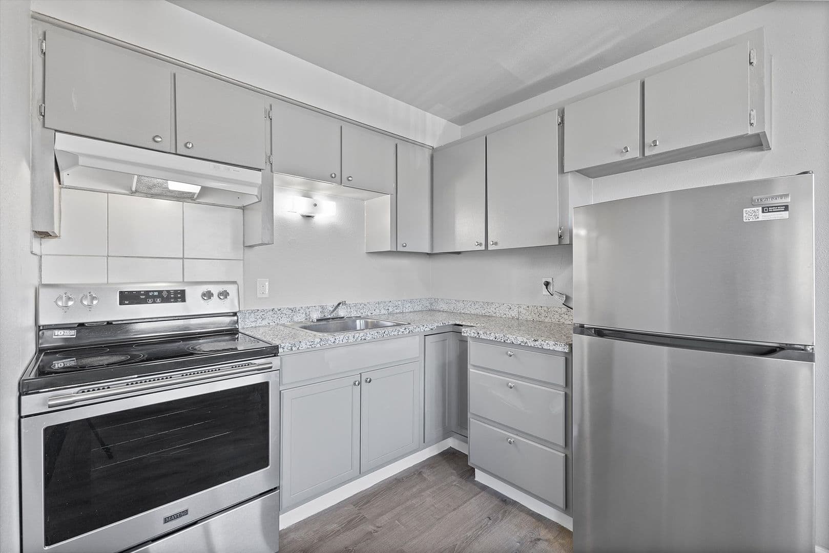 Portland Apartment: 635-741 SE 182nd
