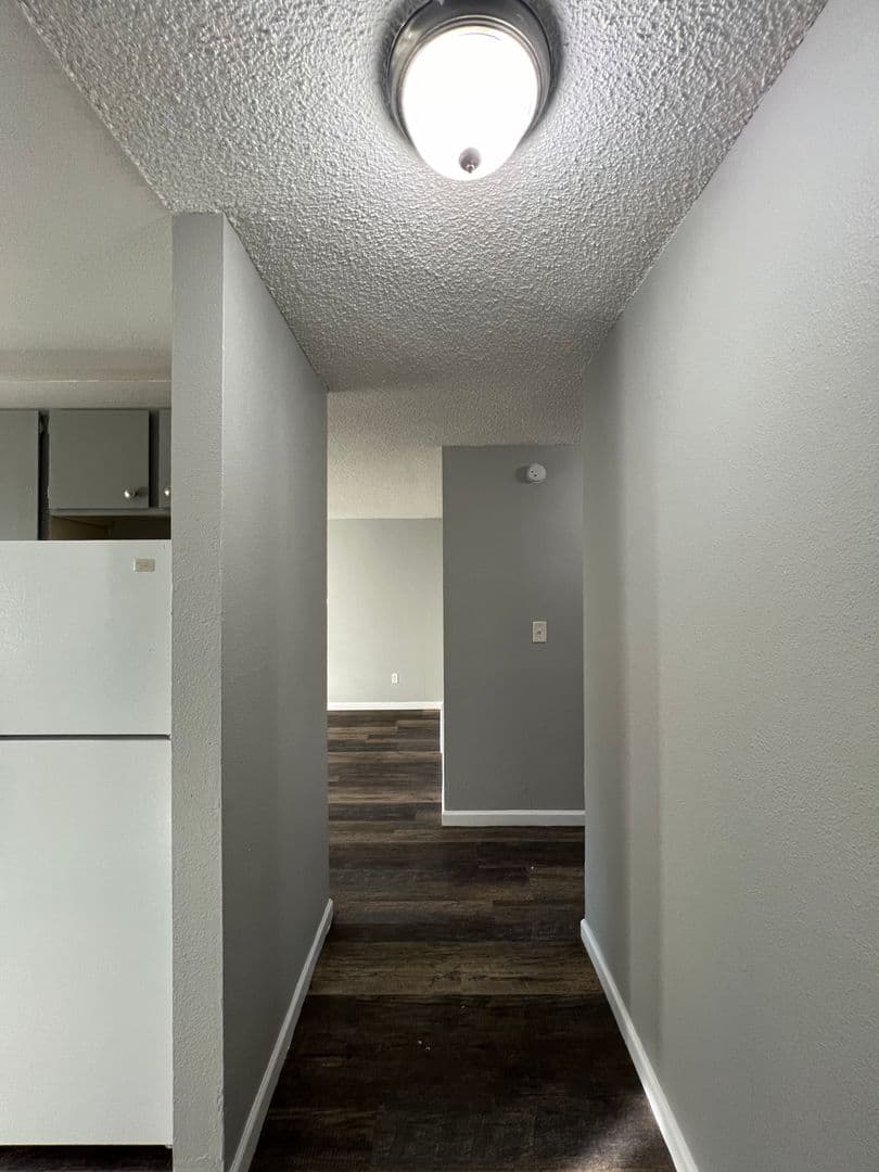 Portland Apartment: 17439 SE Stark St