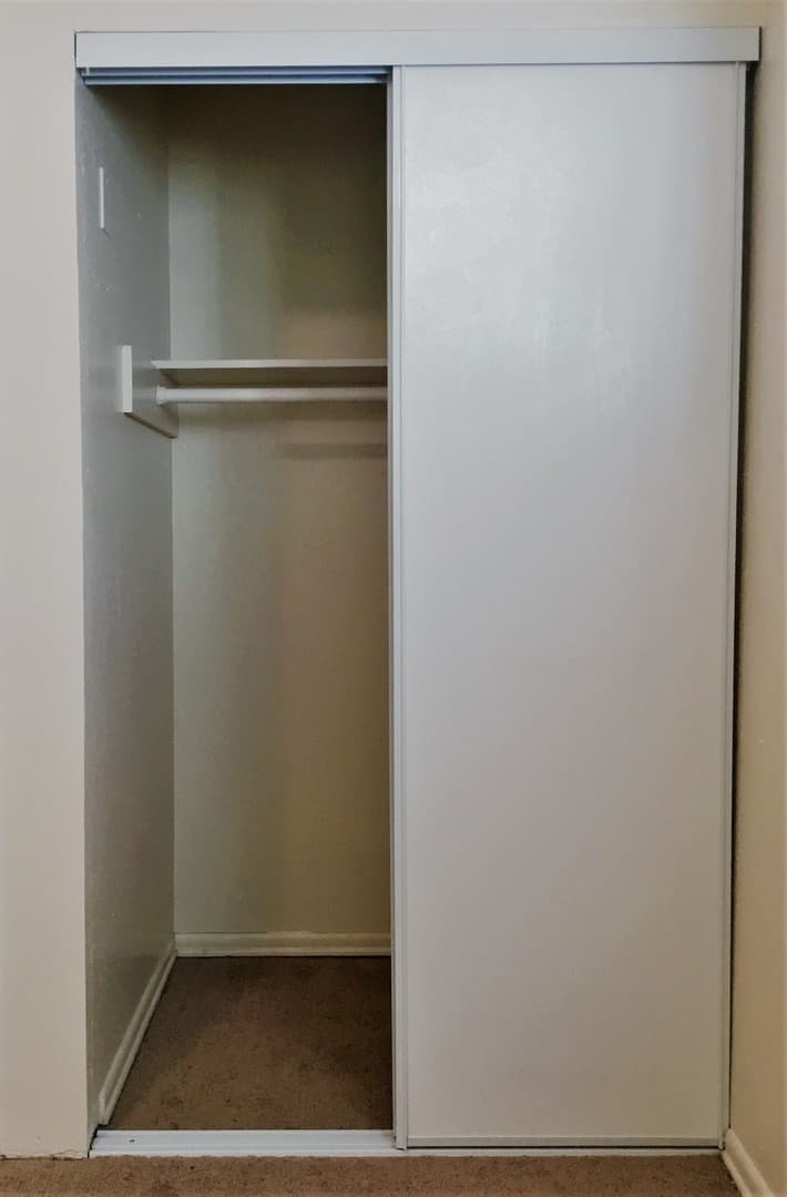 Portland Apartment: 746 SE 187th ave