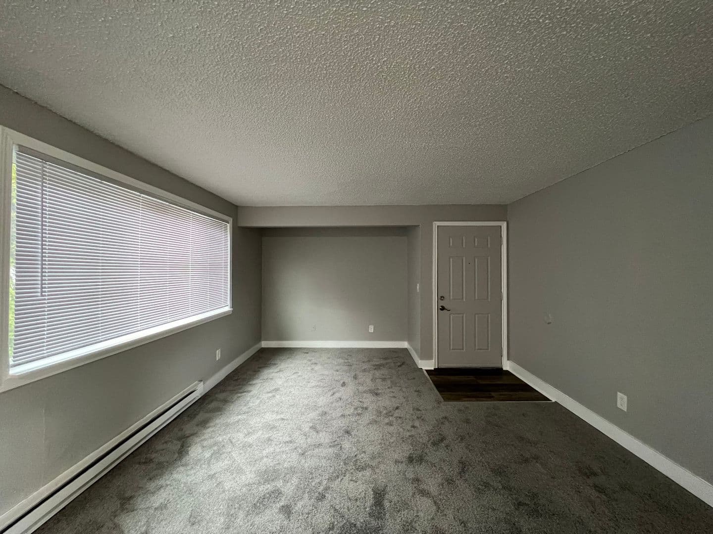 Portland Apartment: 203 SE 162nd