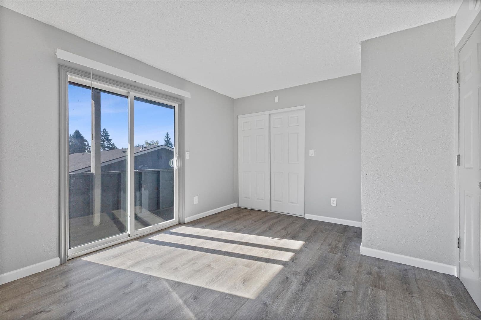 Portland Apartment: 635-741 SE 182nd